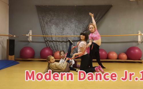 Modern Dance 1